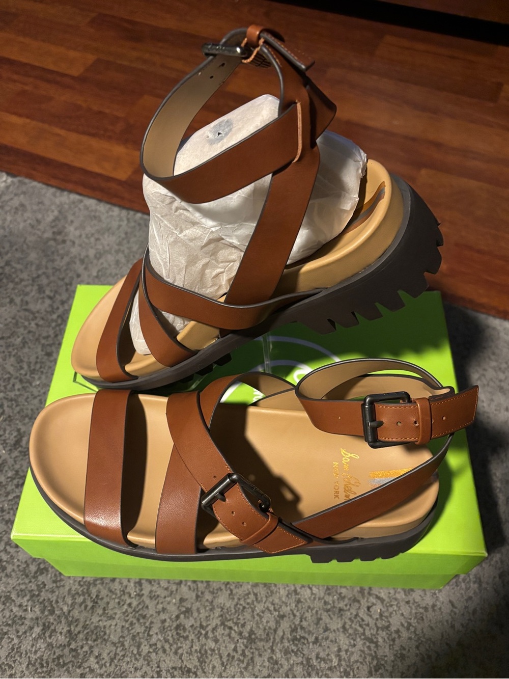 Sam Edelman Tan Brown Strappy Lug-Sole Sandals**Brand New In Box**
